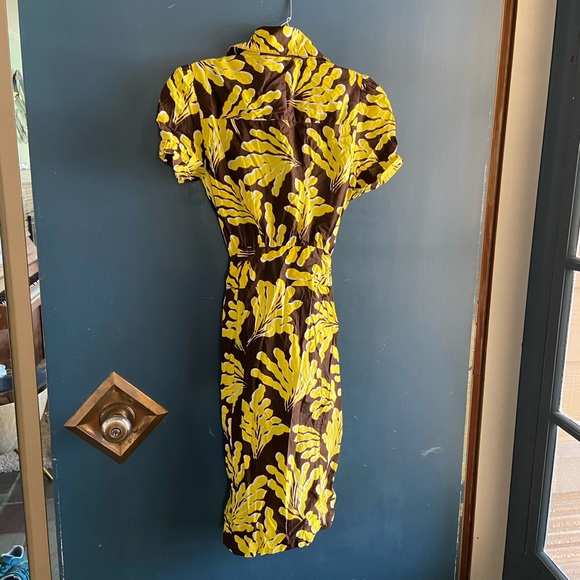 DIANE VON FURSTENBERG DVF Collared Pockets Fit Flare Dress Size 2 Leaf Hawaiian - Picture 6 of 10